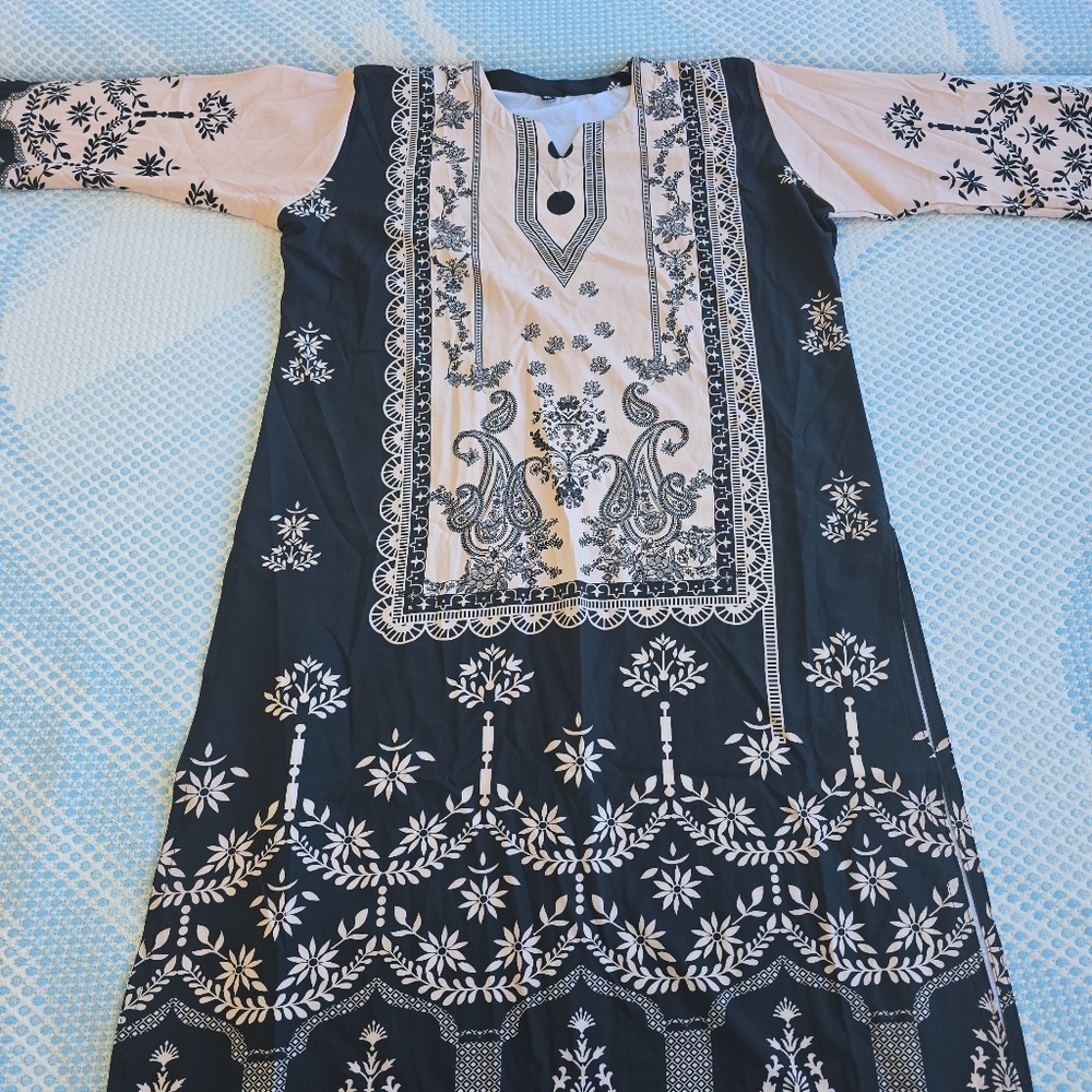 Elegant Black & Creme Printed Floral Traditional 3 Piece Straight Suit Outfit - Picture 4 of 8